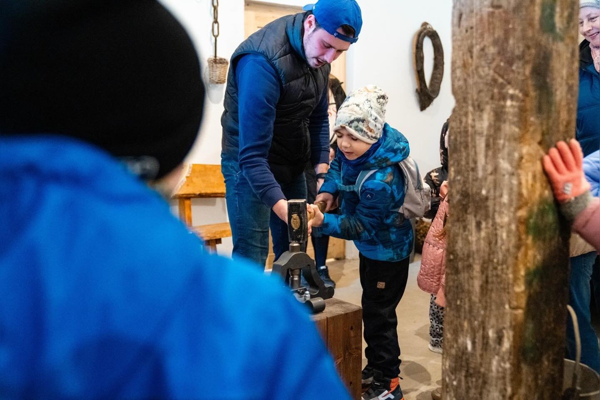 FOTO: V Nováčanoch otvorili Biofarmu, foto 10