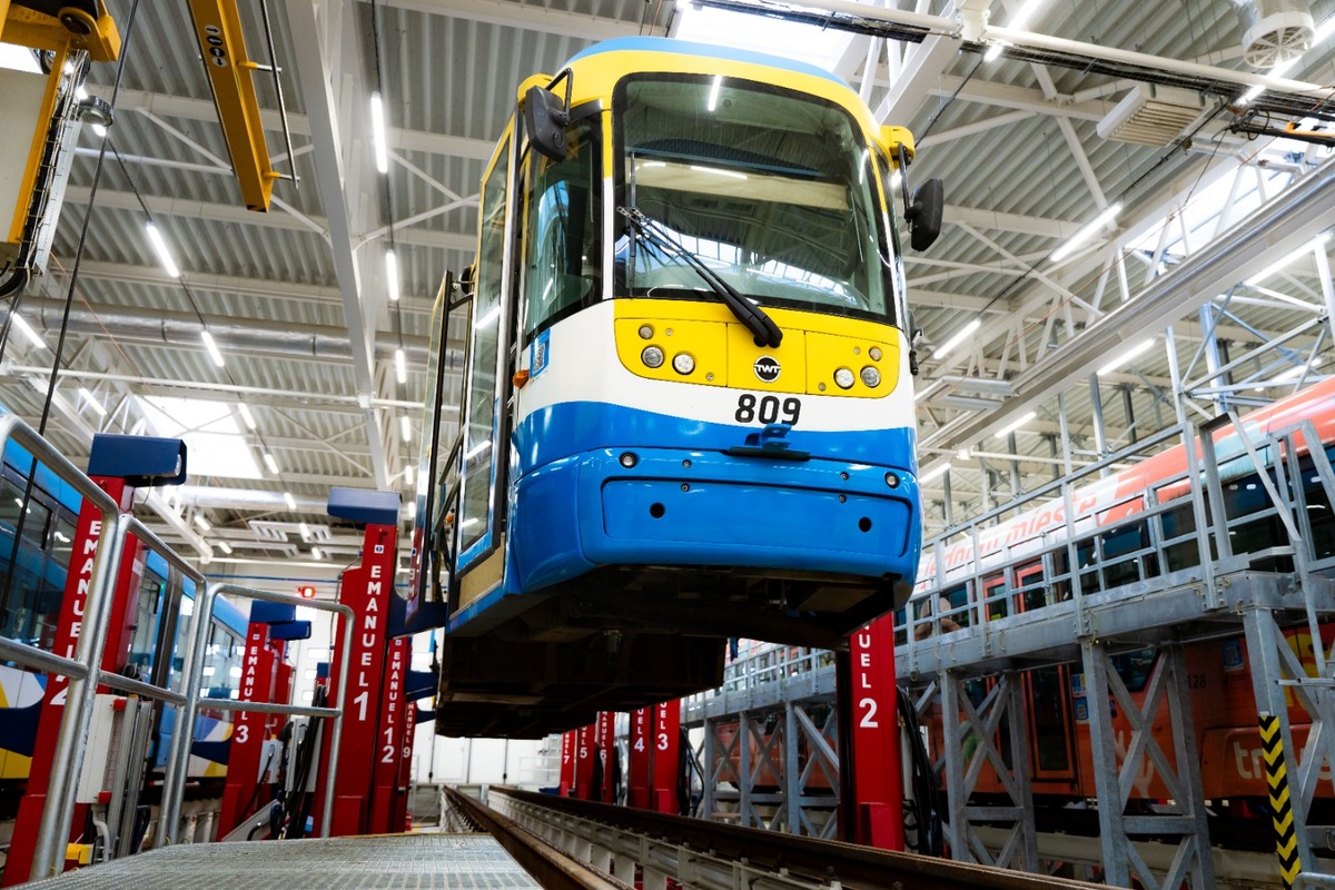 FOTO: Zmodernizované električkové depo v Košiciach, foto 6