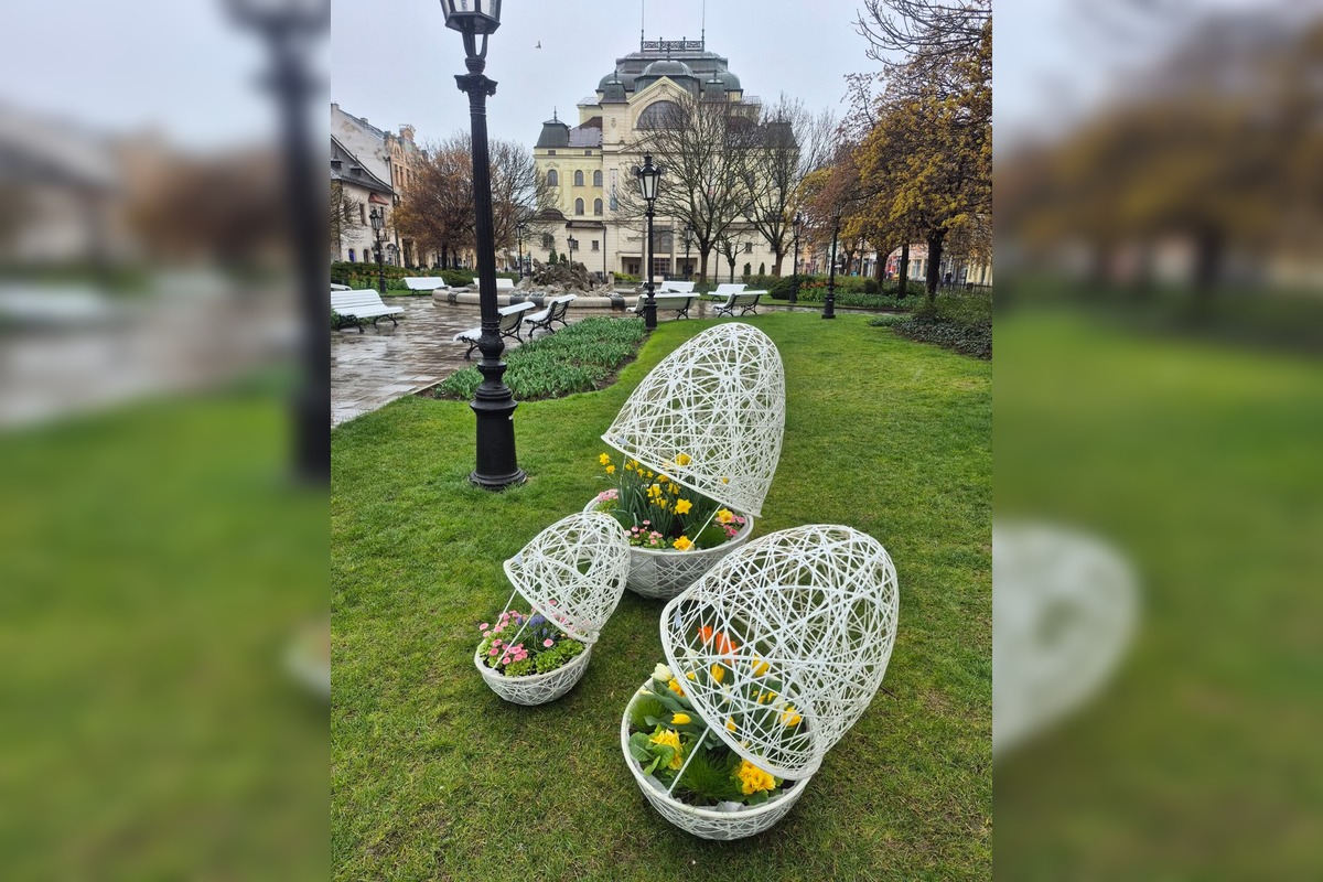 FOTO: Veľkonočná výzdoba v obciach a mestách na východe Slovenska, foto 26
