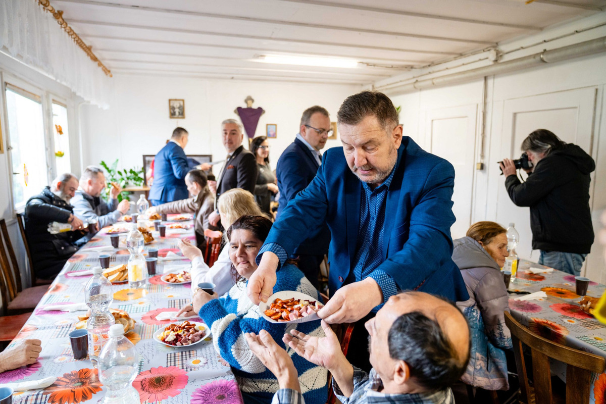FOTO: Núdzni Košičania oslávili veľkonočné sviatky aj tento rok , foto 3