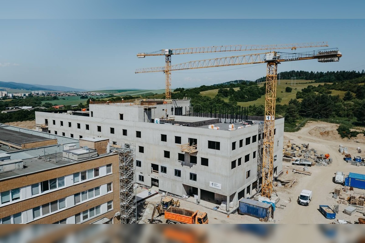 FOTO: Stavebné práce na výstavbe nového nemocničného pavilónu v Spišskej Novej Vsi, foto 27