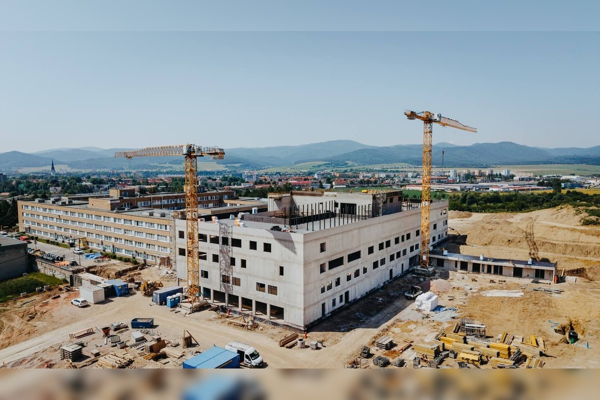 FOTO: Stavebné práce na výstavbe nového nemocničného pavilónu v Spišskej Novej Vsi, foto 31
