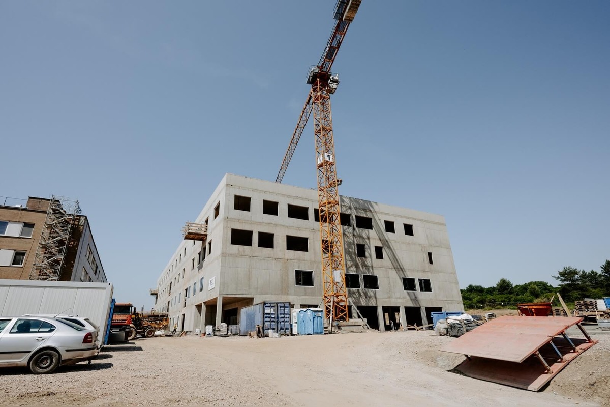 FOTO: Stavebné práce na výstavbe nového nemocničného pavilónu v Spišskej Novej Vsi, foto 32