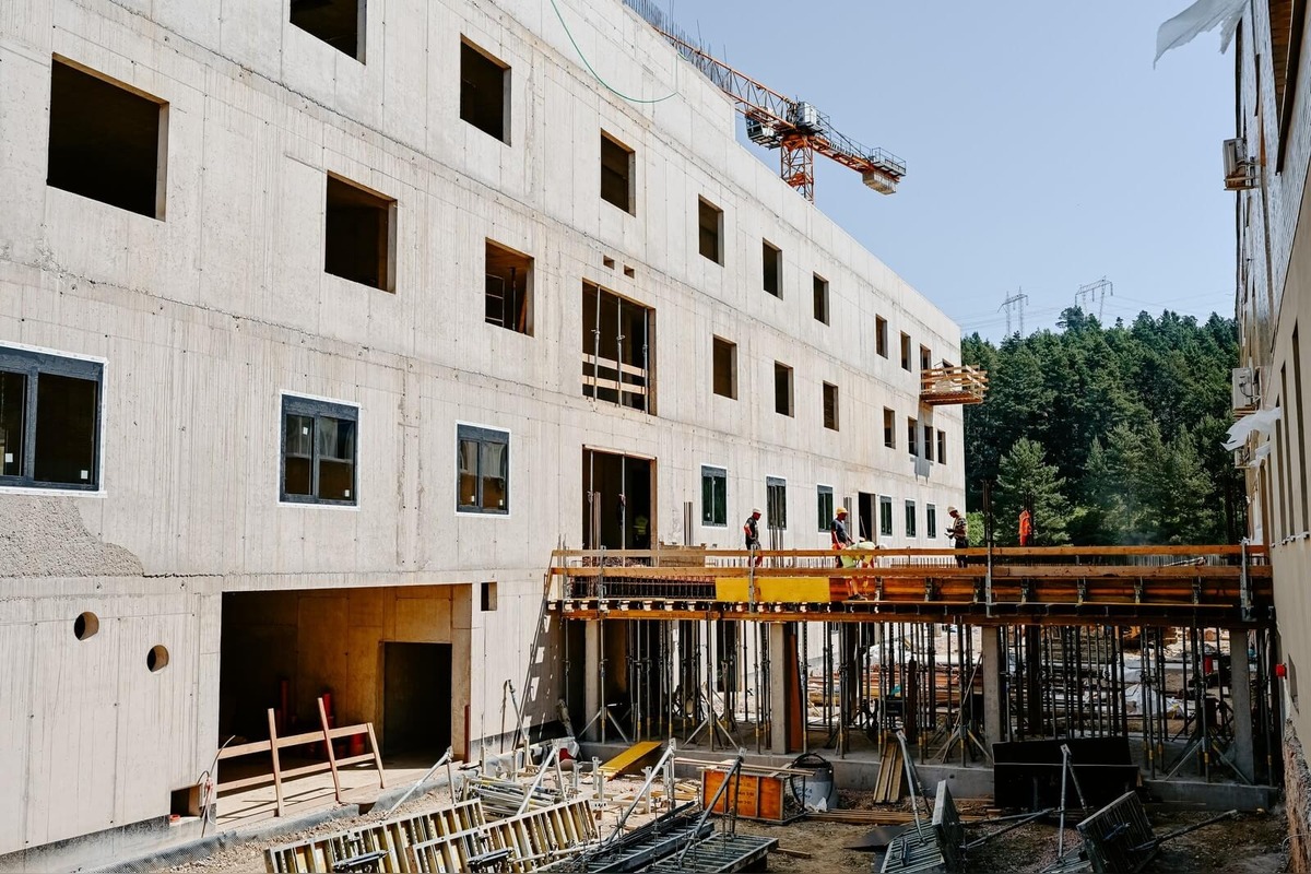 FOTO: Stavebné práce na výstavbe nového nemocničného pavilónu v Spišskej Novej Vsi, foto 34