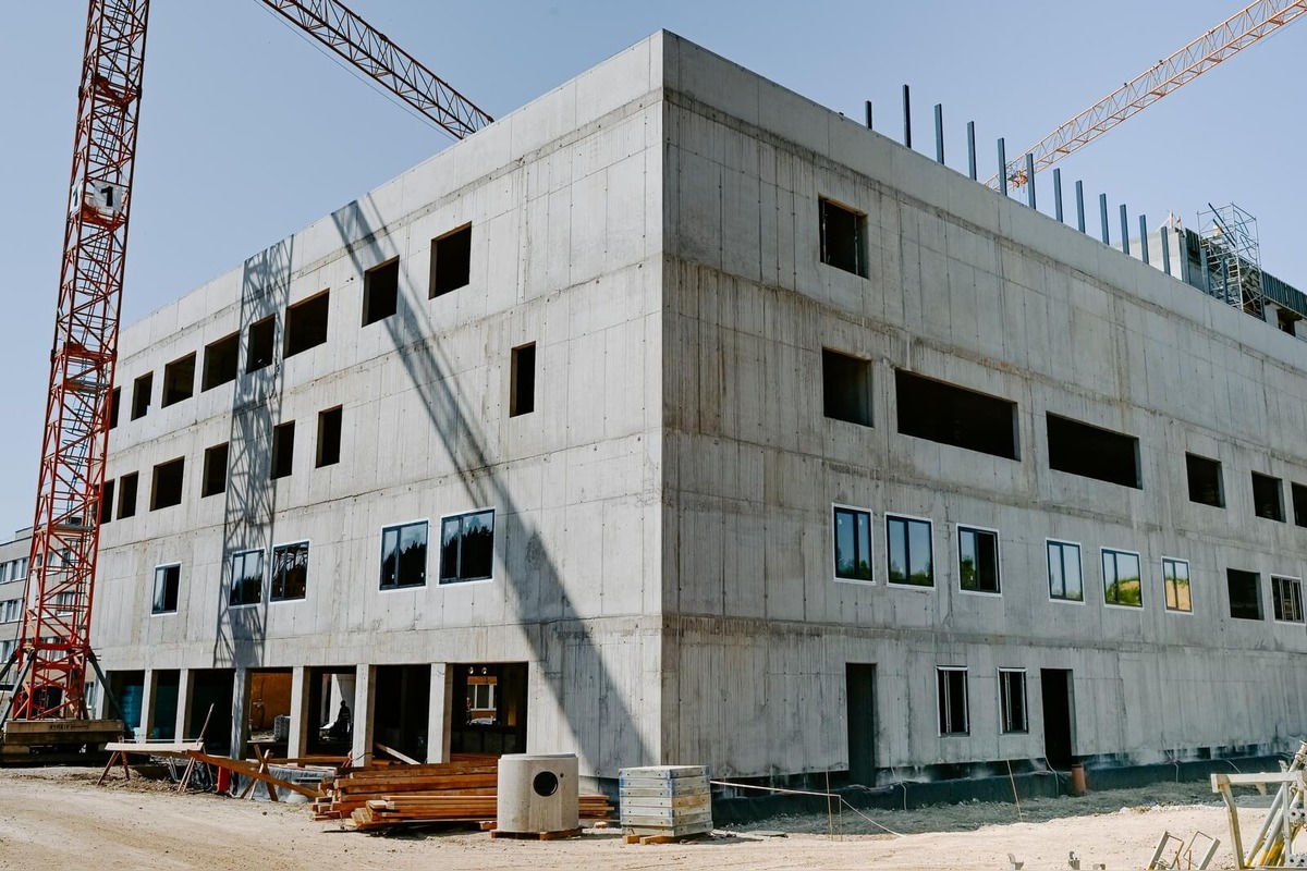 FOTO: Stavebné práce na výstavbe nového nemocničného pavilónu v Spišskej Novej Vsi, foto 41