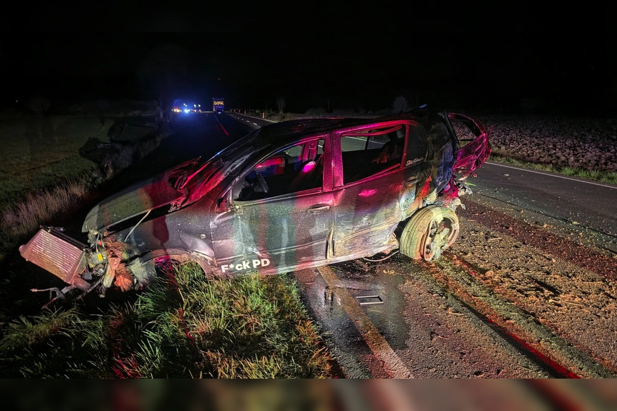 FOTO: Pri tragickej dopravnej nehode za Dargovom zomrel mladý vodič, foto 7
