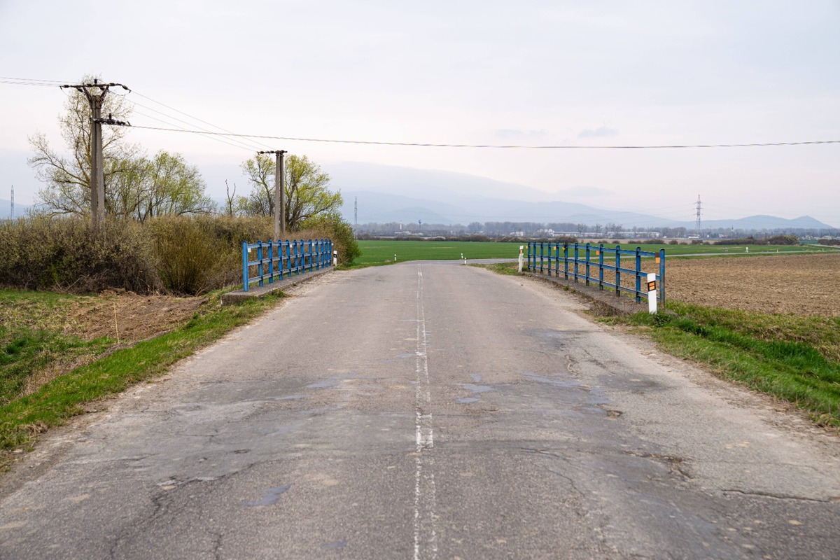 FOTO: FOTO: Kraj začal s opravou mosta pri Topoľanoch, foto 5
