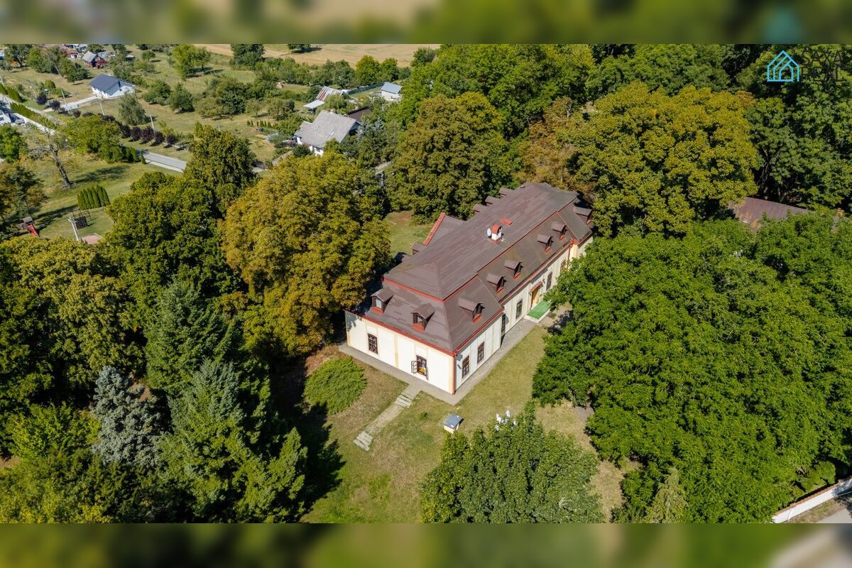 FOTO: Kaštiele na predaj v Košickom kraji, foto 28