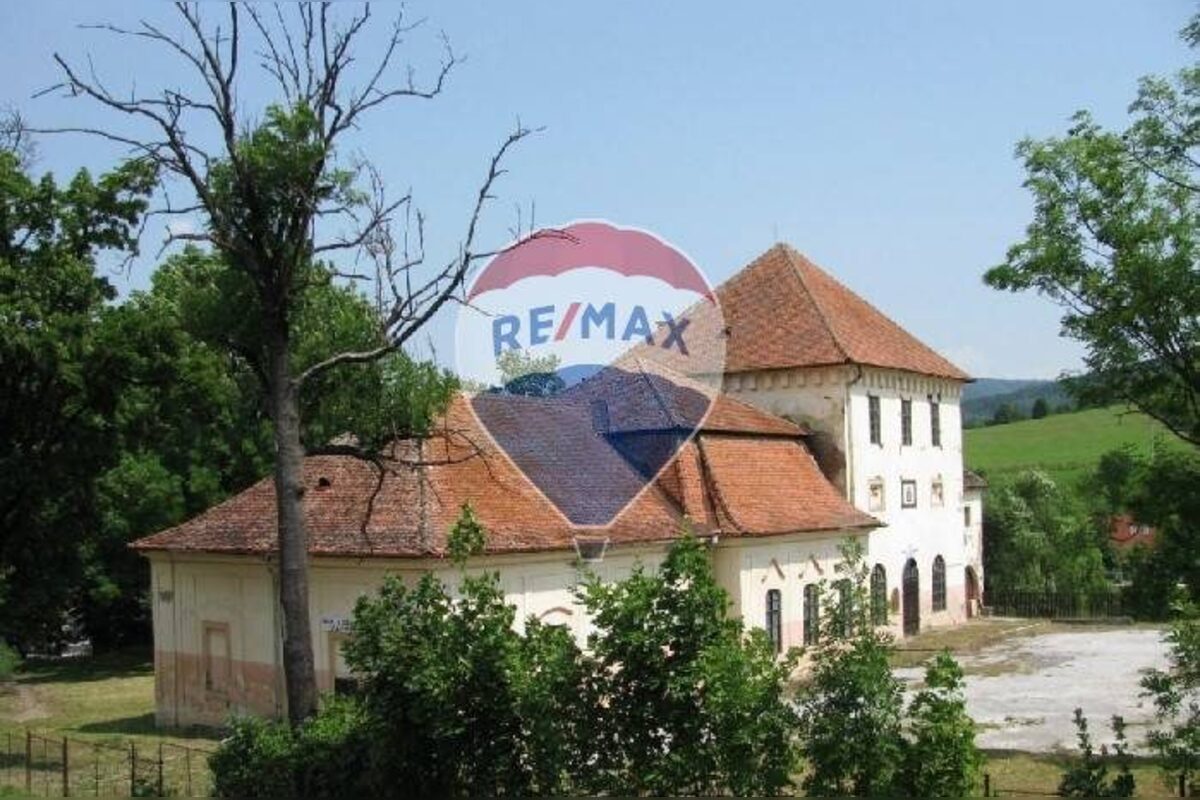 FOTO: Kaštiele na predaj v Košickom kraji, foto 35