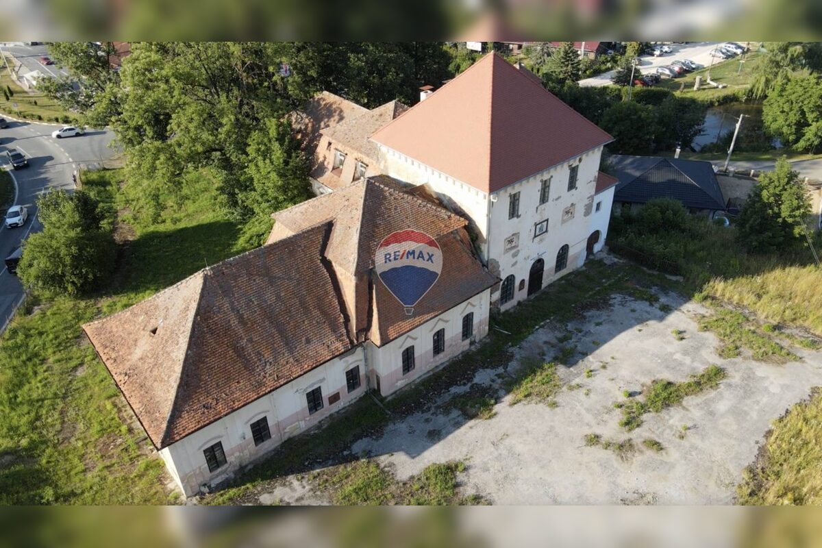 FOTO: Kaštiele na predaj v Košickom kraji, foto 34