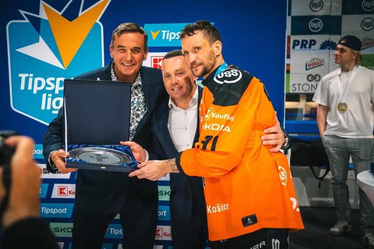 FOTO: Košickí hokejisti ukončili play-off bronzovou medailou, foto 9