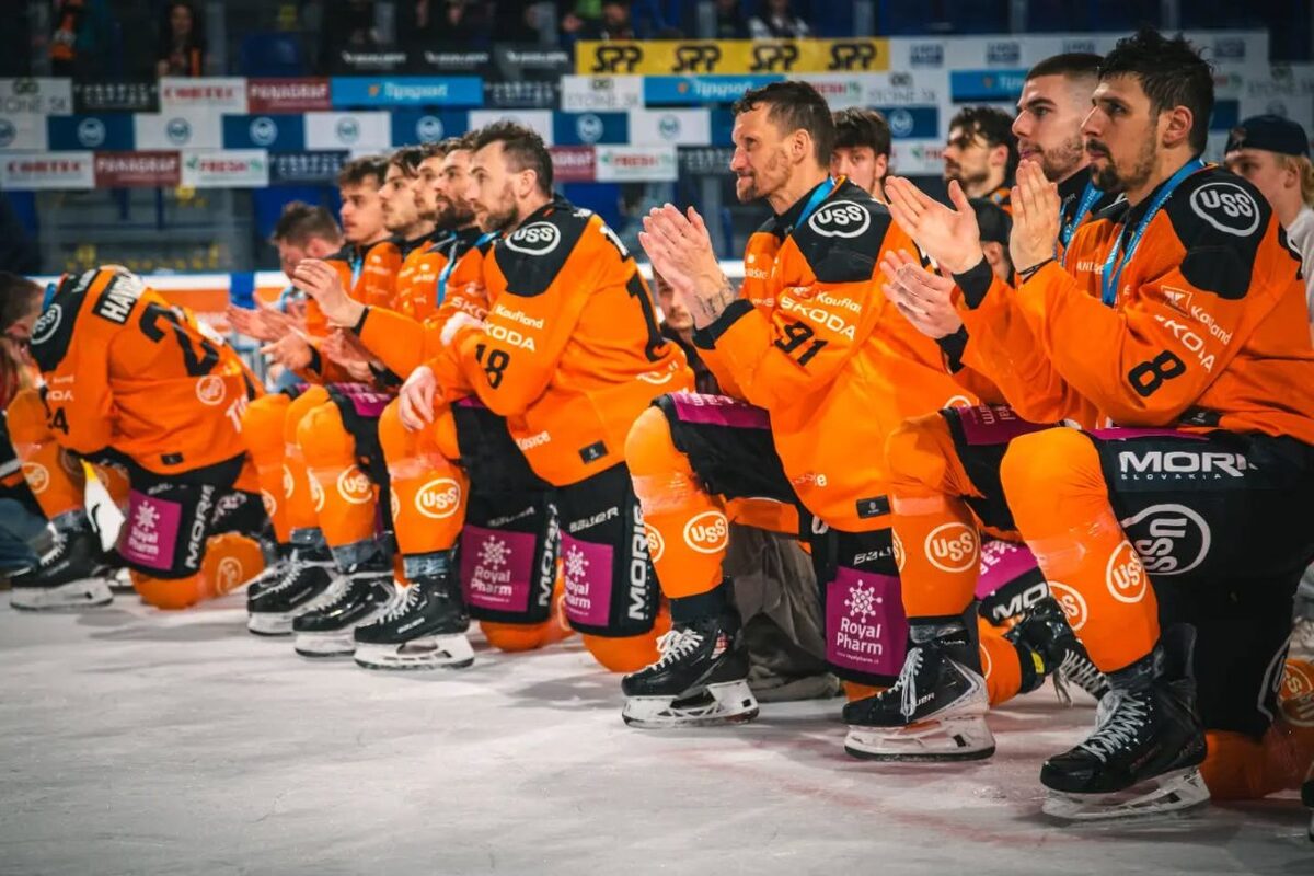 FOTO: Košickí hokejisti ukončili play-off bronzovou medailou, foto 11