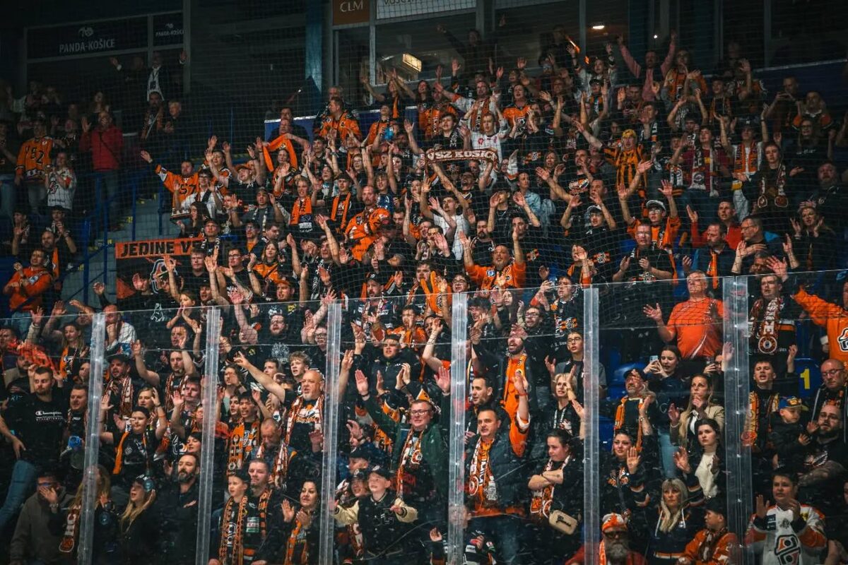 FOTO: Košickí hokejisti ukončili play-off bronzovou medailou, foto 12