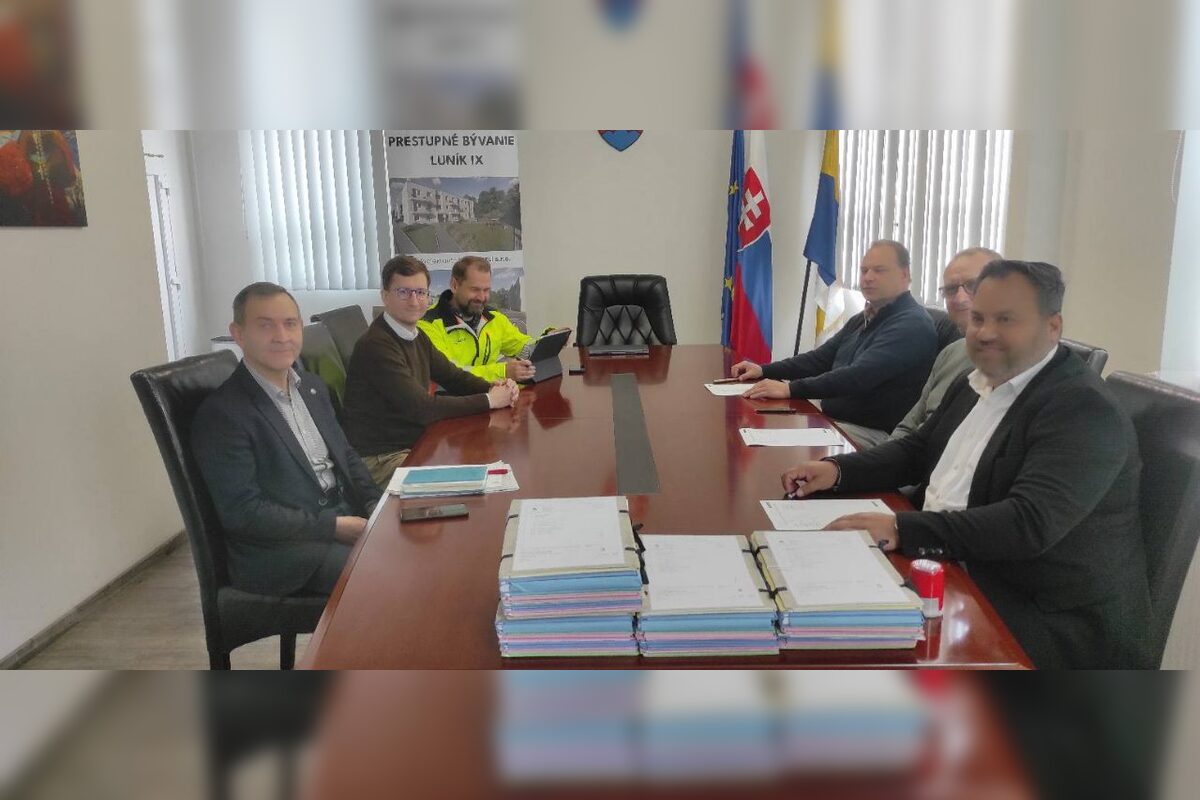 FOTO: Na košickom Luníku 9 začínajú s výstavbou bytov, foto 3