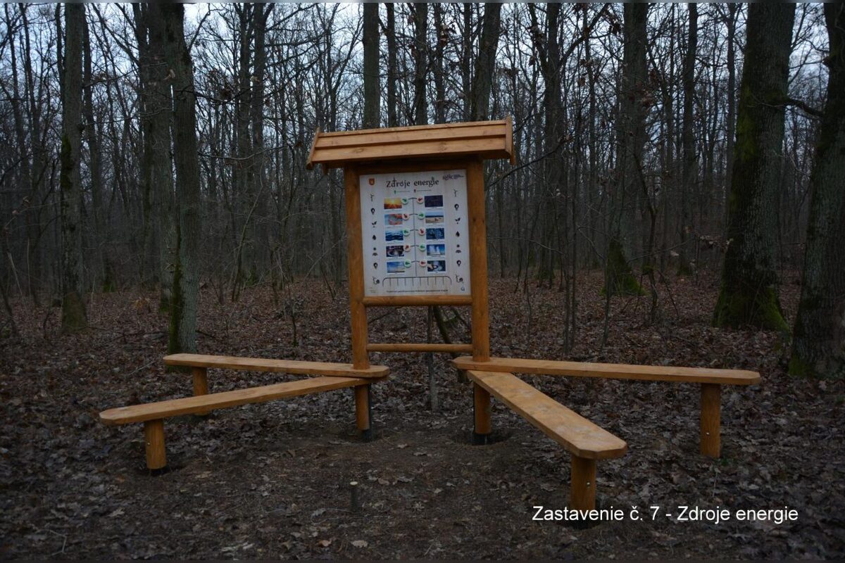 FOTO: Otvorenie kaviarne U lesných víl v Šaci, foto 23