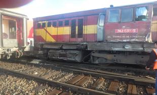 Zrážka vlaku a rušňa Plešivec