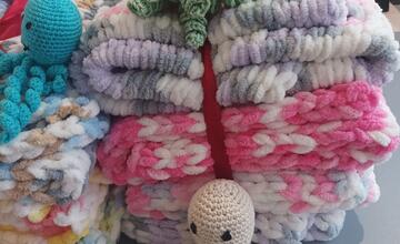 FOTO: Košickí žiaci vlastnoručne vyrobili darčeky pre najmenších pacientov