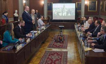 FOTO: Vedenie mesta sa stretlo s predstaviteľmi spoločnosti Nexer Group