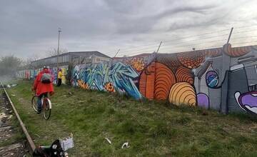 FOTO: Na Juhu vznikla ďalšia graffiti stena