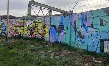 FOTO: Na Juhu vznikla ďalšia graffiti stena