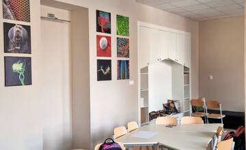 FOTO: Žiaci z Michalovies sa učia v triedach budúcnosti