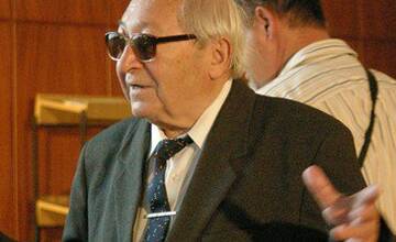 FOTO: Do večnosti odišiel rodák z Čerhova profesor Július Galgan