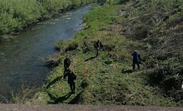 FOTO: Príprava na novú splavovaciu sezónu na Prielome Hornádu
