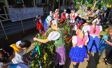 FOTO: Máje zdobia obce a mestá v celom Košickom kraji
