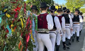 FOTO: Máje zdobia obce a mestá v celom Košickom kraji