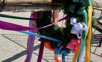 FOTO: Máje zdobia obce a mestá v celom Košickom kraji