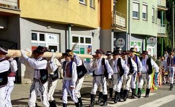 FOTO: Máje zdobia obce a mestá v celom Košickom kraji