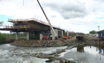 FOTO: Na košickom obchvate pribúdajú mosty a protihlukové steny