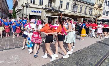 FOTO: Tancovanie karičky na Hlavnej ulici v Košiciach