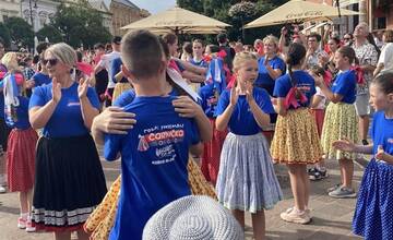 FOTO: Tancovanie karičky na Hlavnej ulici v Košiciach