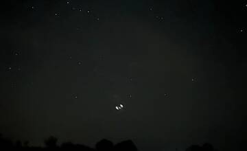 FOTO: Zvláštny úkaz na nočnej oblohe v okolí Michaloviec