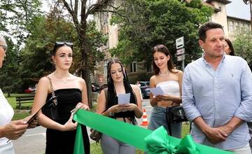 FOTO: Historický park v košickej nemocnici skrásnel 