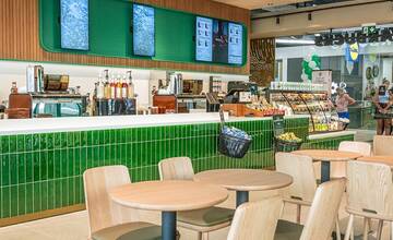 FOTO: Novootvorená kavireň Starbucks v Košiciach