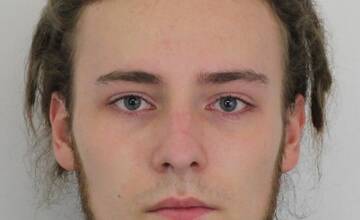 FOTO: Hľadá sa Michaela a Adam z Púchova. Pomôžte polícii pri ich hľadaní