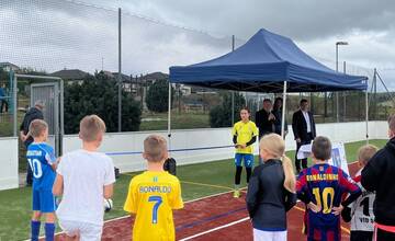 FOTO: Mestská časť Košice - Krásna zrekonštruovala multifunkčné ihrisko