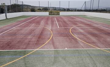 FOTO: Mestská časť Košice - Krásna zrekonštruovala multifunkčné ihrisko