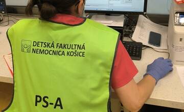 FOTO: Simulované cvičenie zdravotníkov v košickej Detskej fakultnej nemocnici