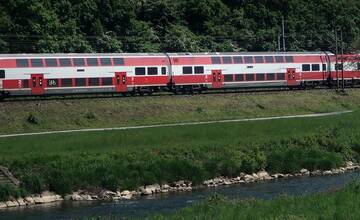 Oceňovanie víťazov fotosúťaže aj výtvarnej súťaže