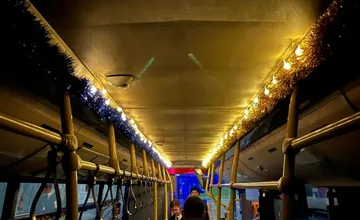 FOTO: Na košické cesty vyrazil Vianočný expres