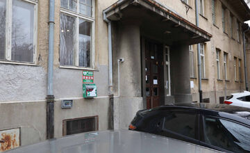 Externé defibrilátory sú už umiestnené v areáloch Univerzitnej nemocnice L. Pasteura v Košiciach 