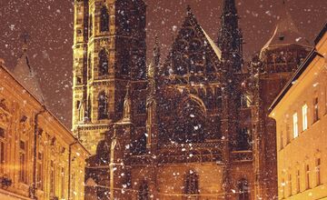 FOTO: Košice sa pod snehovou prikrývkou menia na rozprávku