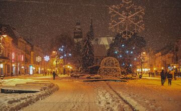 FOTO: Košice sa pod snehovou prikrývkou menia na rozprávku