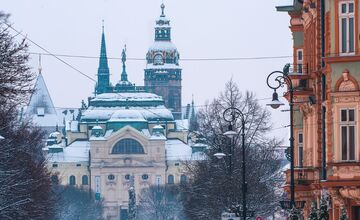 FOTO: Košice sa pod snehovou prikrývkou menia na rozprávku
