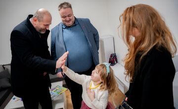 FOTO: Mesto Košice odovzdalo ďalší sociálny byt jednorodičke Olene