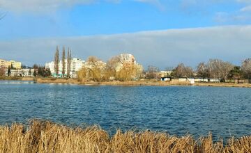 FOTO: Takto vyzerali zimné februárové dni na Jazere, počasie prialo otužilcom aj fanúšikom jari