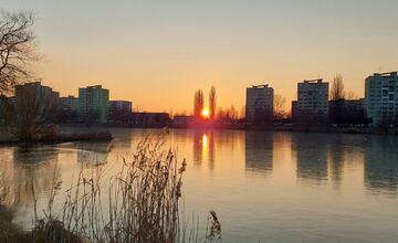 FOTO: Takto vyzerali zimné februárové dni na Jazere, počasie prialo otužilcom aj fanúšikom jari